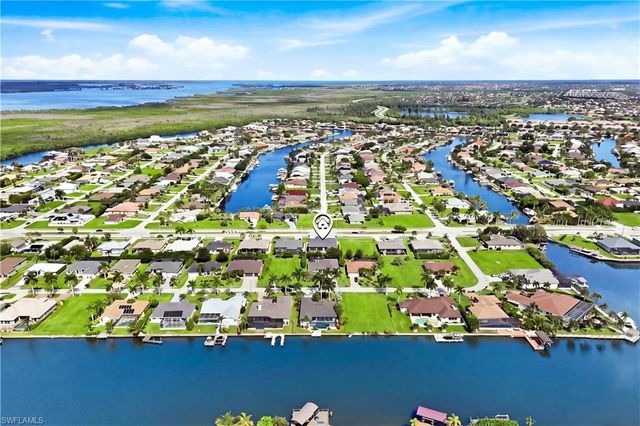 2814 Surfside BLVD, Cape Coral, FL 33914