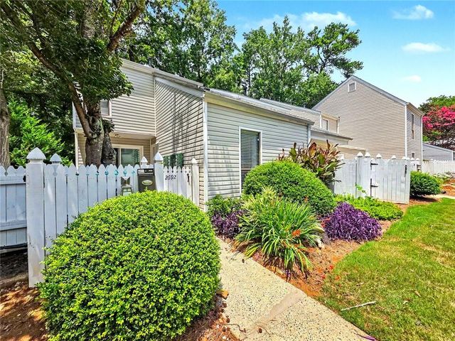 2692 Meadowlawn Drive SE, Marietta, GA 30067
