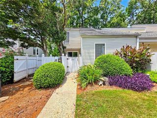 2692 Meadowlawn Drive SE, Marietta, GA 30067