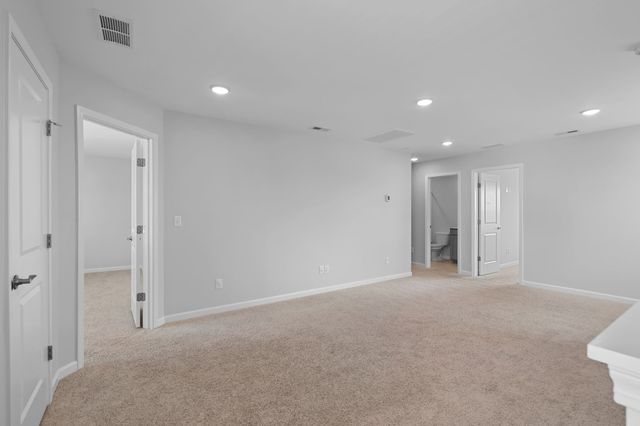 3901 Sadie St, Columbia, TN 38401
