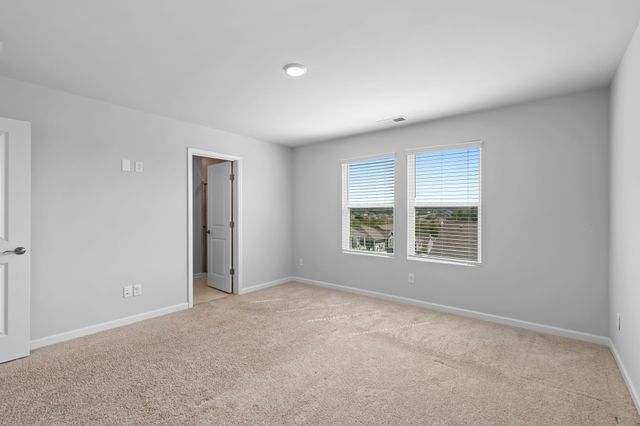 3901 Sadie St, Columbia, TN 38401