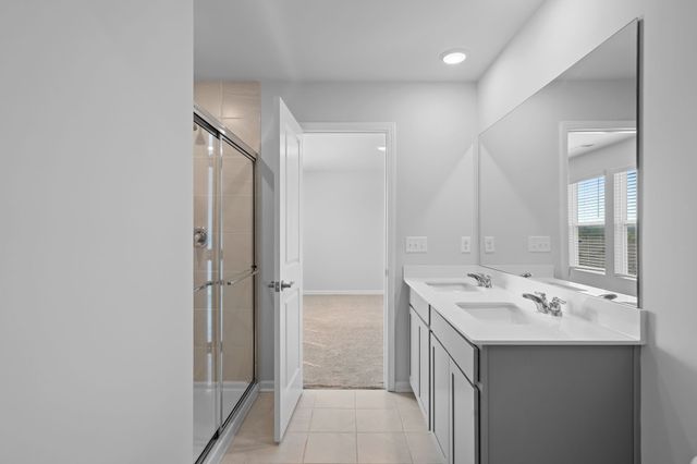 3901 Sadie St, Columbia, TN 38401