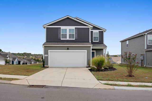 3901 Sadie St, Columbia, TN 38401