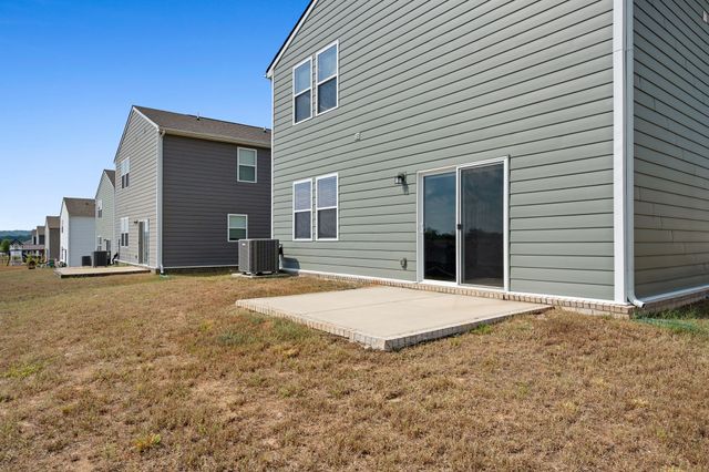 3901 Sadie St, Columbia, TN 38401