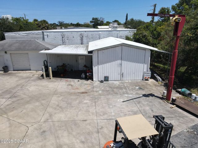 517 Mason Avenue, Daytona Beach, FL 32117