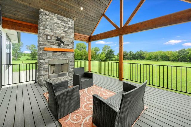 4023 Highway 131 Highway, Odessa, MO 64076
