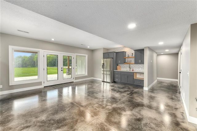 4023 Highway 131 Highway, Odessa, MO 64076