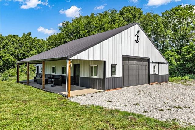 4023 Highway 131 Highway, Odessa, MO 64076