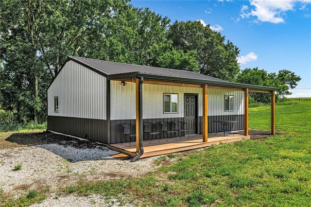 4023 Highway 131 Highway, Odessa, MO 64076