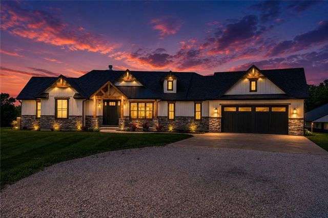 4023 Highway 131 Highway, Odessa, MO 64076