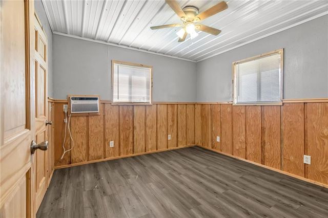 4023 Highway 131 Highway, Odessa, MO 64076