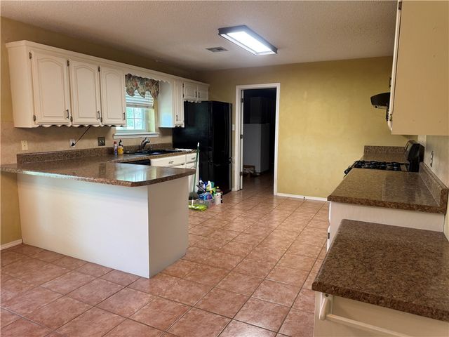 471 Widgeon Road, Russellville, AR 72802