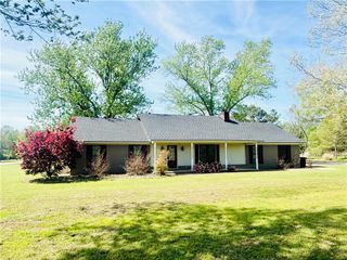 471 Widgeon Road, Russellville, AR 72802