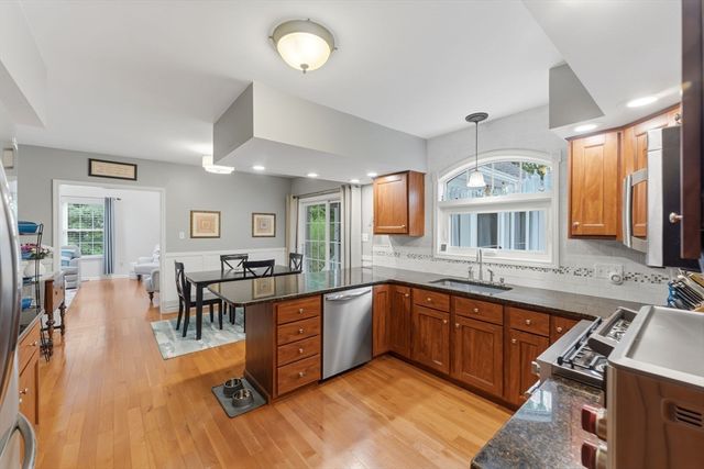 19 Old Farm Rd, Douglas, MA 01516