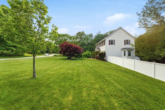 19 Old Farm Rd, Douglas, MA 01516