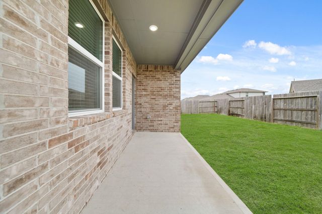 2625 Village Azalea Drive, Texas City, TX 77568