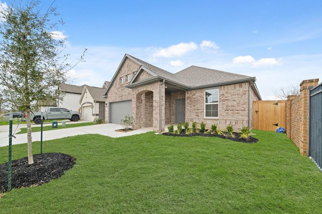 2625 Village Azalea Drive, Texas City, TX 77568