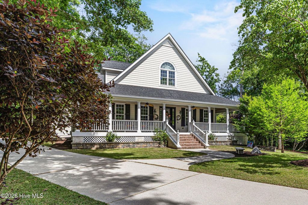 1821 Baywater Court SE, Bolivia, NC 28422