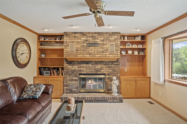 4750 NW Piekenbrock Drive, Des Moines, IA 50310