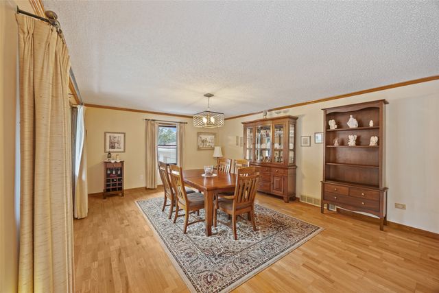 4750 NW Piekenbrock Drive, Des Moines, IA 50310