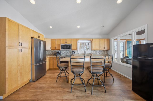 23853 County Highway 22, Detroit Lakes, MN 56501