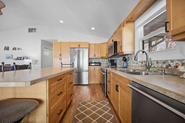 23853 County Highway 22, Detroit Lakes, MN 56501