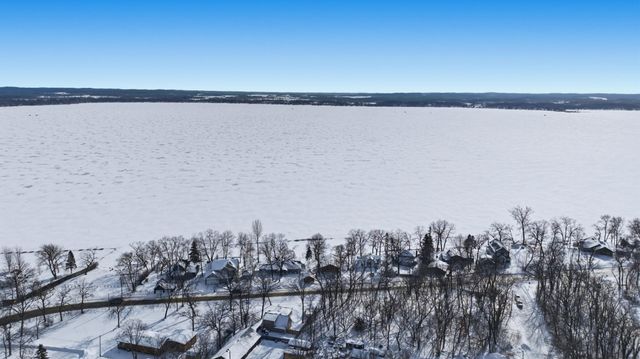 23853 County Highway 22, Detroit Lakes, MN 56501