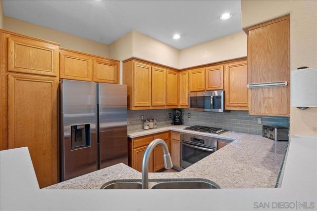18696 Caminito Pasadero, San Diego, CA 92128