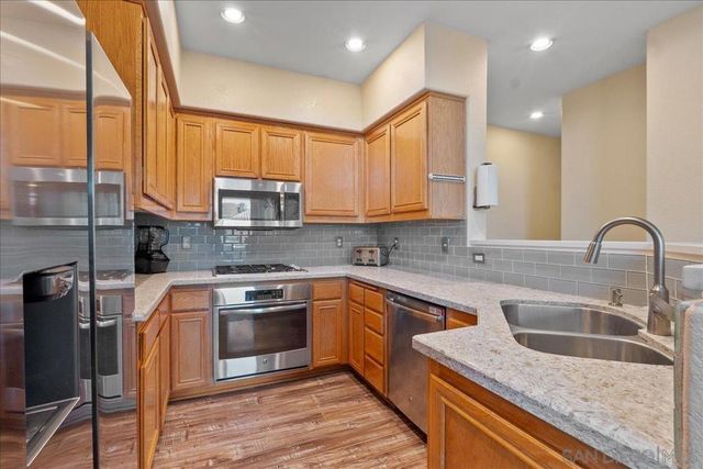 18696 Caminito Pasadero, San Diego, CA 92128