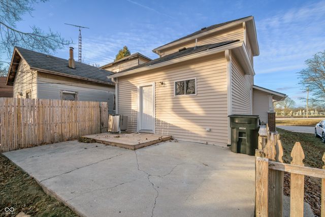 1301 W Powers Street, Muncie, IN 47305