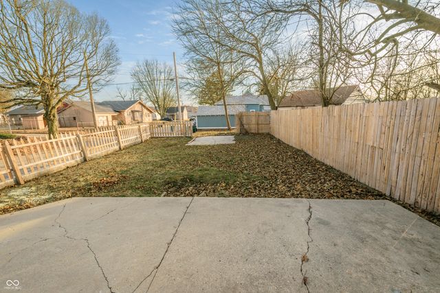 1301 W Powers Street, Muncie, IN 47305