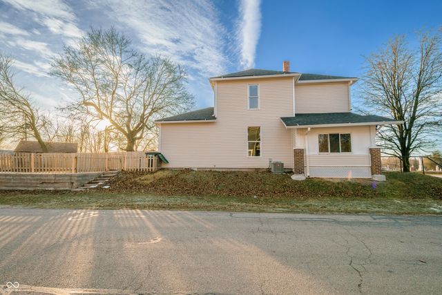 1301 W Powers Street, Muncie, IN 47305