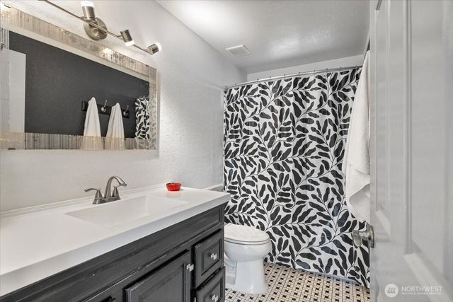 4410 S 292nd Street, Auburn, WA 98001