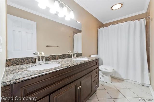 48703 W Ranch Drive, Chesterfield, MI 48051