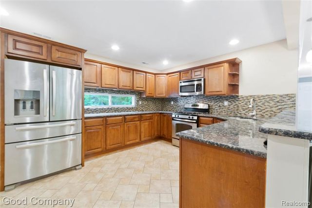 48703 W Ranch Drive, Chesterfield, MI 48051