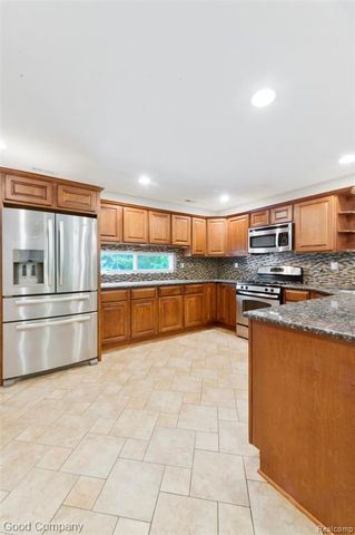 48703 W Ranch Drive, Chesterfield, MI 48051