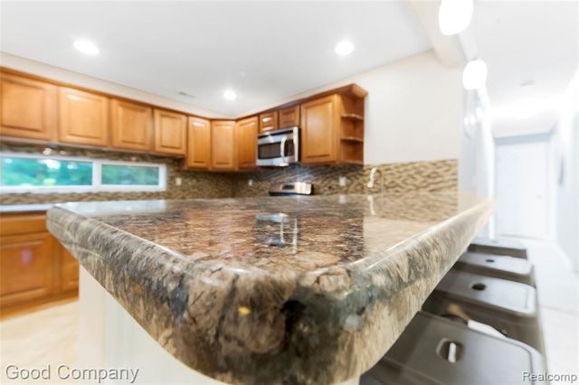 48703 W Ranch Drive, Chesterfield, MI 48051