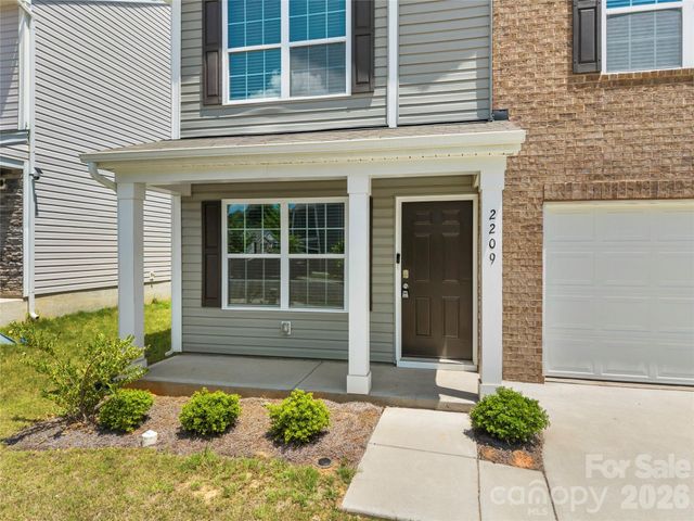 2209 Lilium Drive, Charlotte, NC 28216