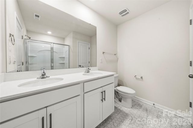 2209 Lilium Drive, Charlotte, NC 28216