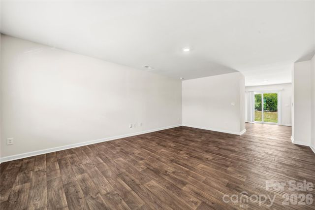 2209 Lilium Drive, Charlotte, NC 28216