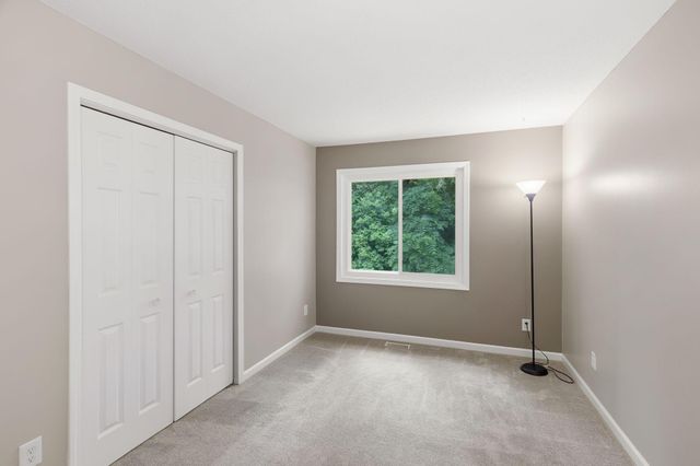 1413 Farrington Street A, Saint Paul, MN 55117