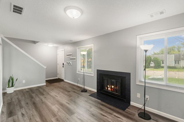 1413 Farrington Street A, Saint Paul, MN 55117
