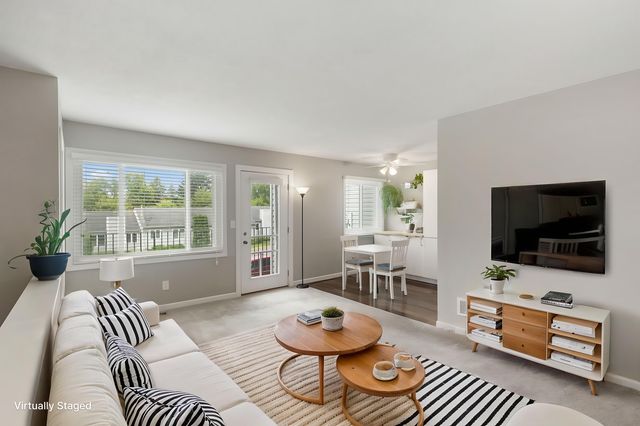 1413 Farrington Street A, Saint Paul, MN 55117