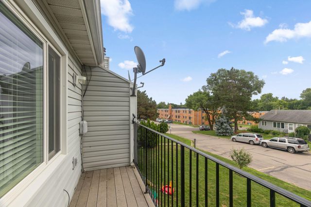 1413 Farrington Street A, Saint Paul, MN 55117