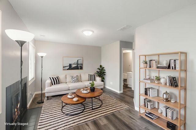 1413 Farrington Street A, Saint Paul, MN 55117