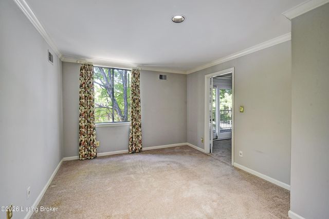 2500 Glenmary Ave APT 203, Louisville, KY 40204
