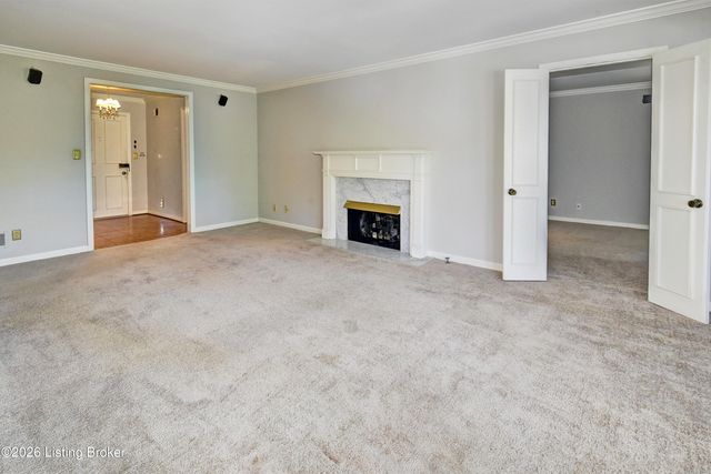 2500 Glenmary Ave APT 203, Louisville, KY 40204
