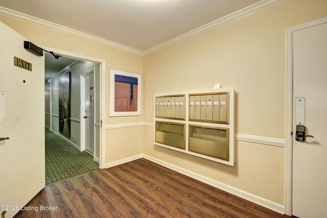 2500 Glenmary Ave APT 203, Louisville, KY 40204