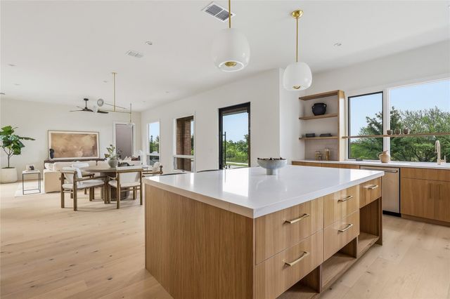 3604 Tom Miller ST, Austin, TX 78723