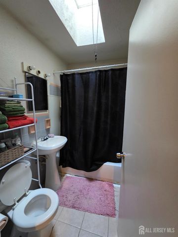 31 Bruce Park Drive, Trenton, NJ 08618